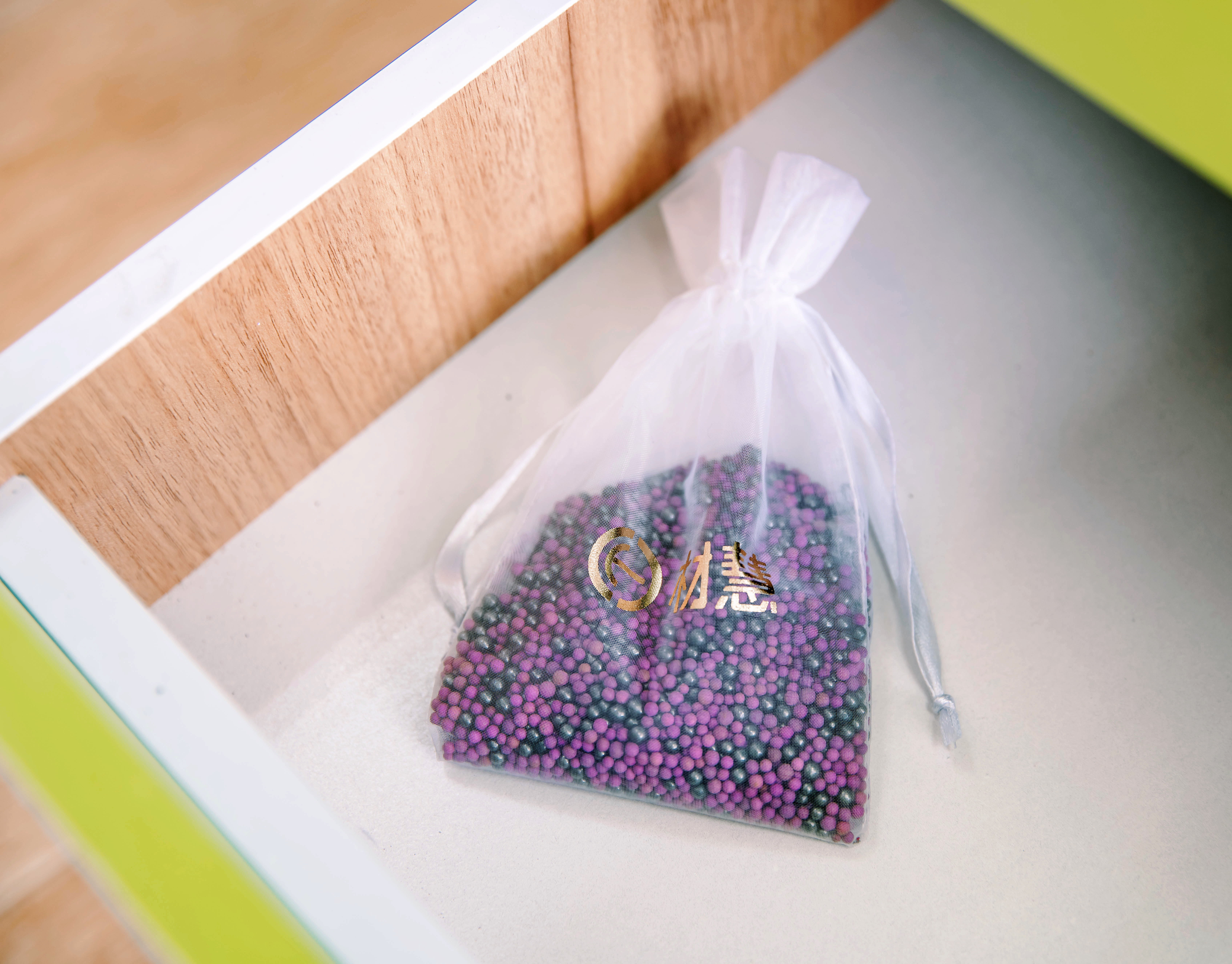 供暖有臭味怎么处理,供暖过程中家里总是有一股怪味