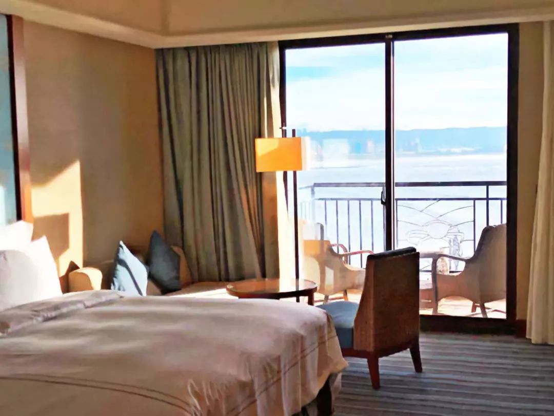 太有幸福感了！周杰伦同款奶茶喝到撑！攻略在此，拿走不谢