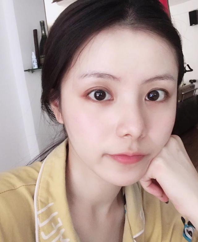 化妆显脏显老是因为皮肤不好吗,化妆后显老还缺乏气质