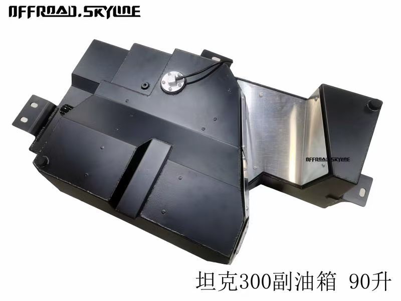 坦克300跟大g外观,坦克300公路实车