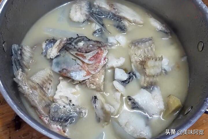 怎样炖鱼羊肉又嫩又好吃,冯小厨的菜谱羊肉炖鱼