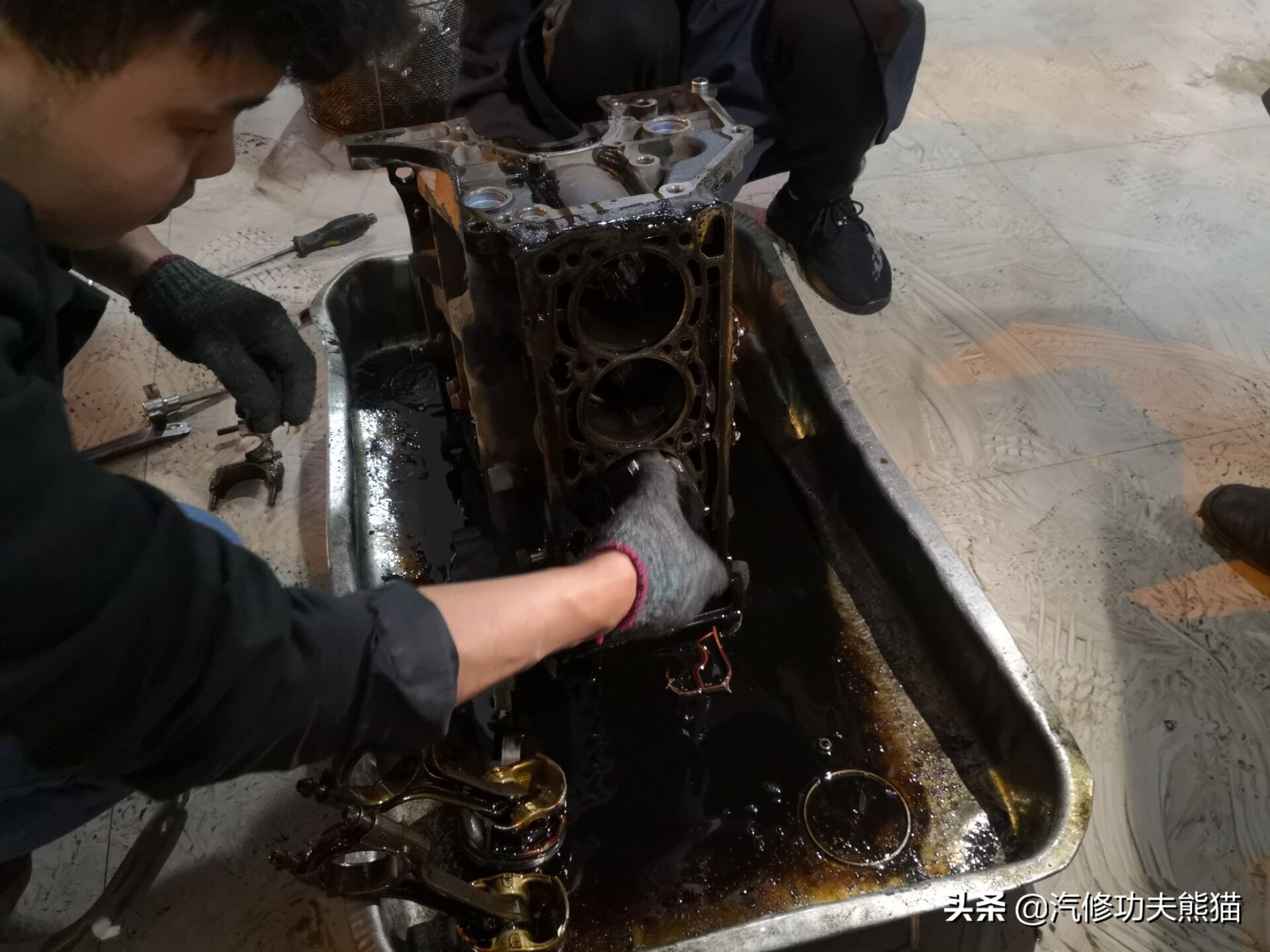 新款大众途观漏油,大众途观烧机油免拆多少钱