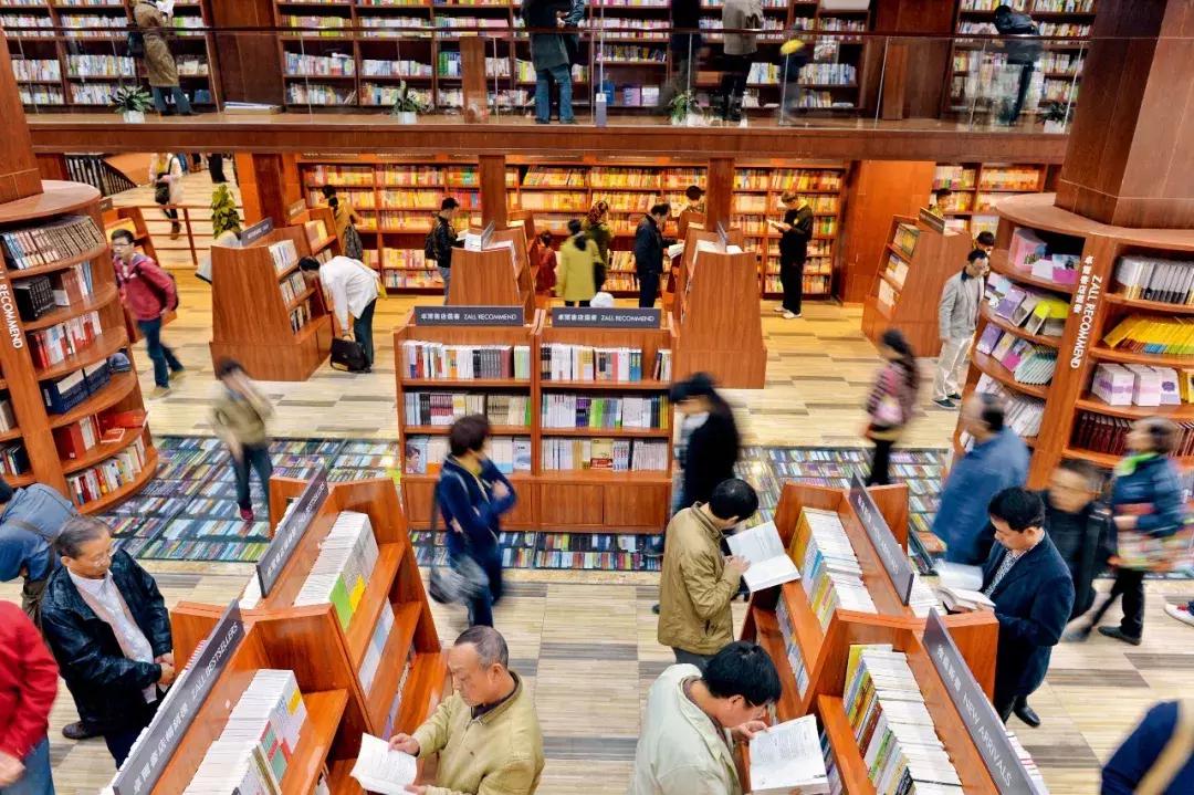 卓尔阎志的第一桶金,卓尔集团阎志的反哺之道