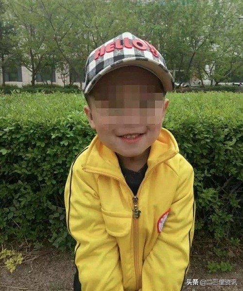 8岁男孩肺炎反复发烧怎么办,4岁男童反复发烧到39.4度有咳嗽