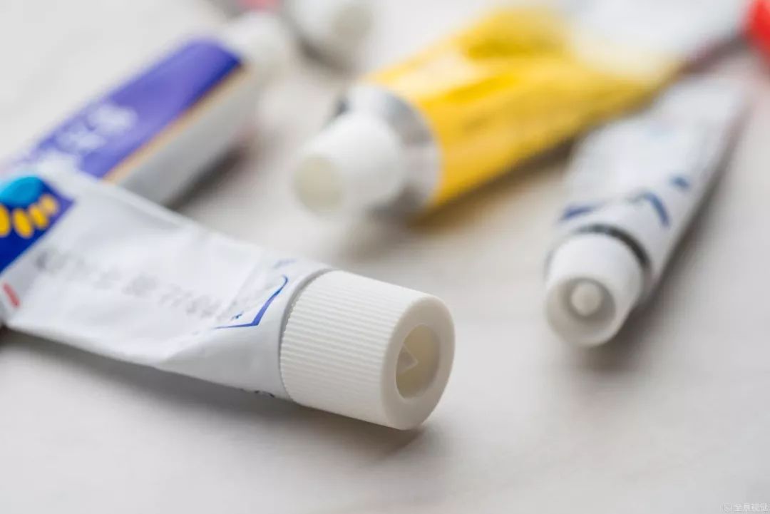 甲硝唑凝胶是药还是保健品,甲硝唑凝胶是属于酸类产品吗