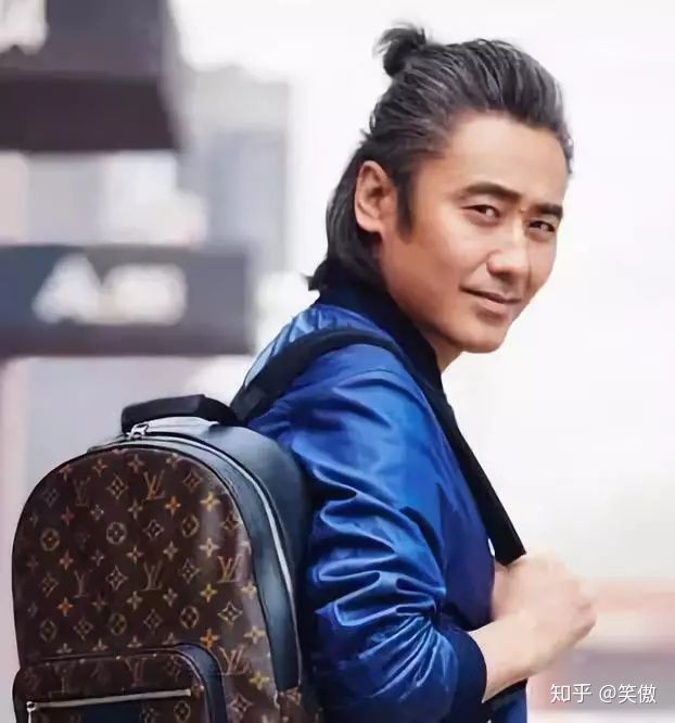 男生应该这样选择发型