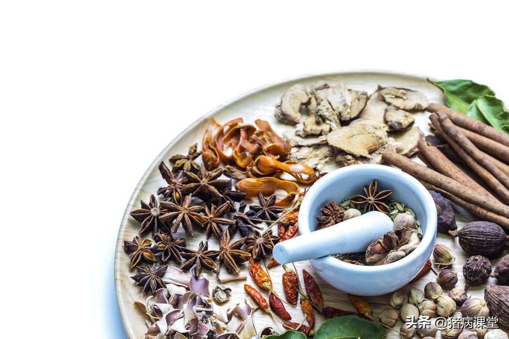 母猪下产床后瘫痪起不来怎么办,母猪瘫痪怎么治疗最快