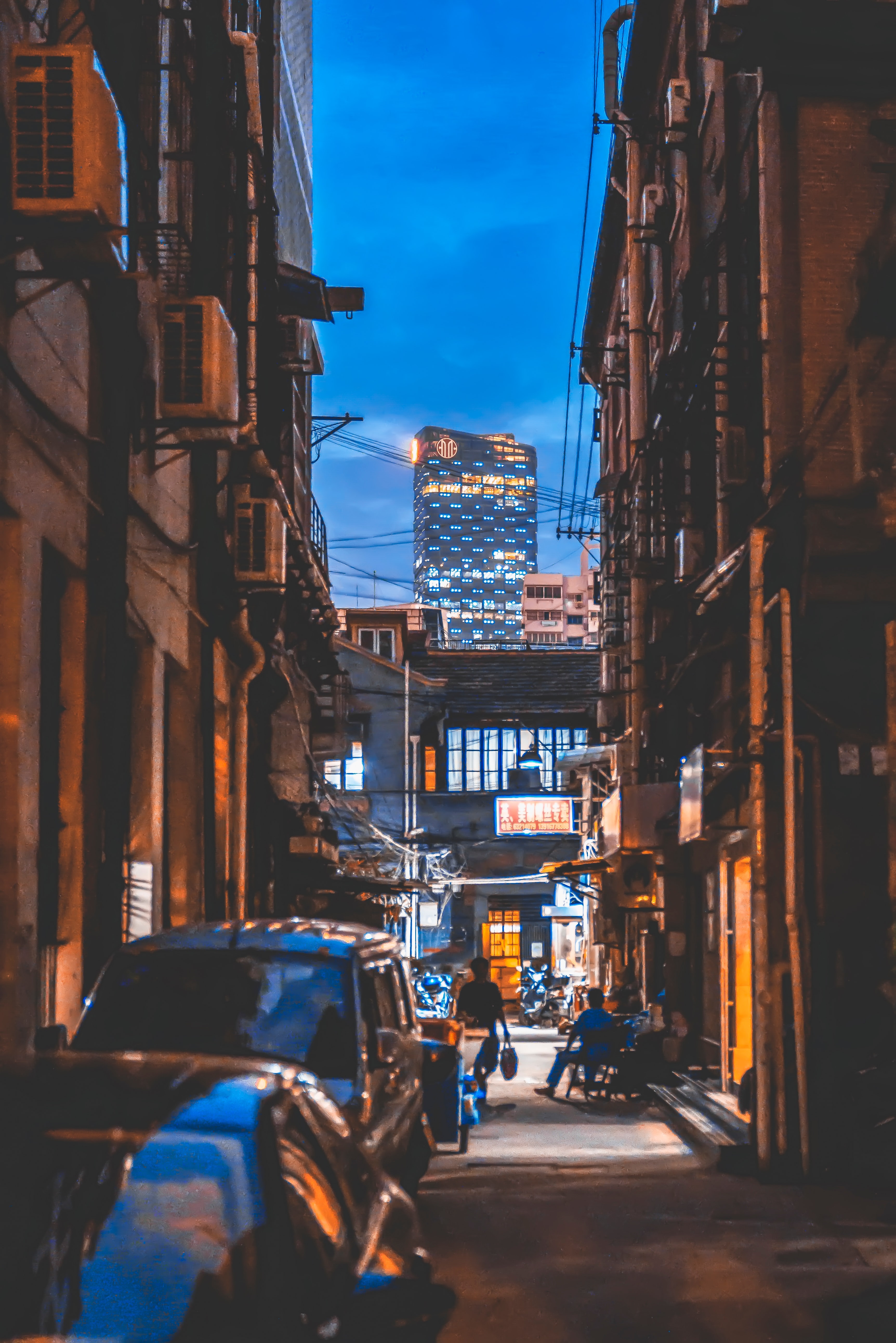 a股连续跳水暴跌反弹,a股连续跳水杀跌反弹