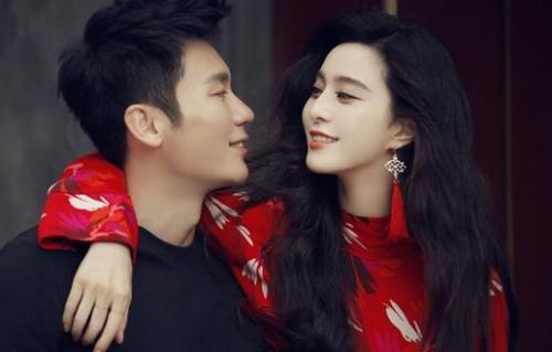 李晨捡到一颗心形石,李晨送心形石头是什么梗