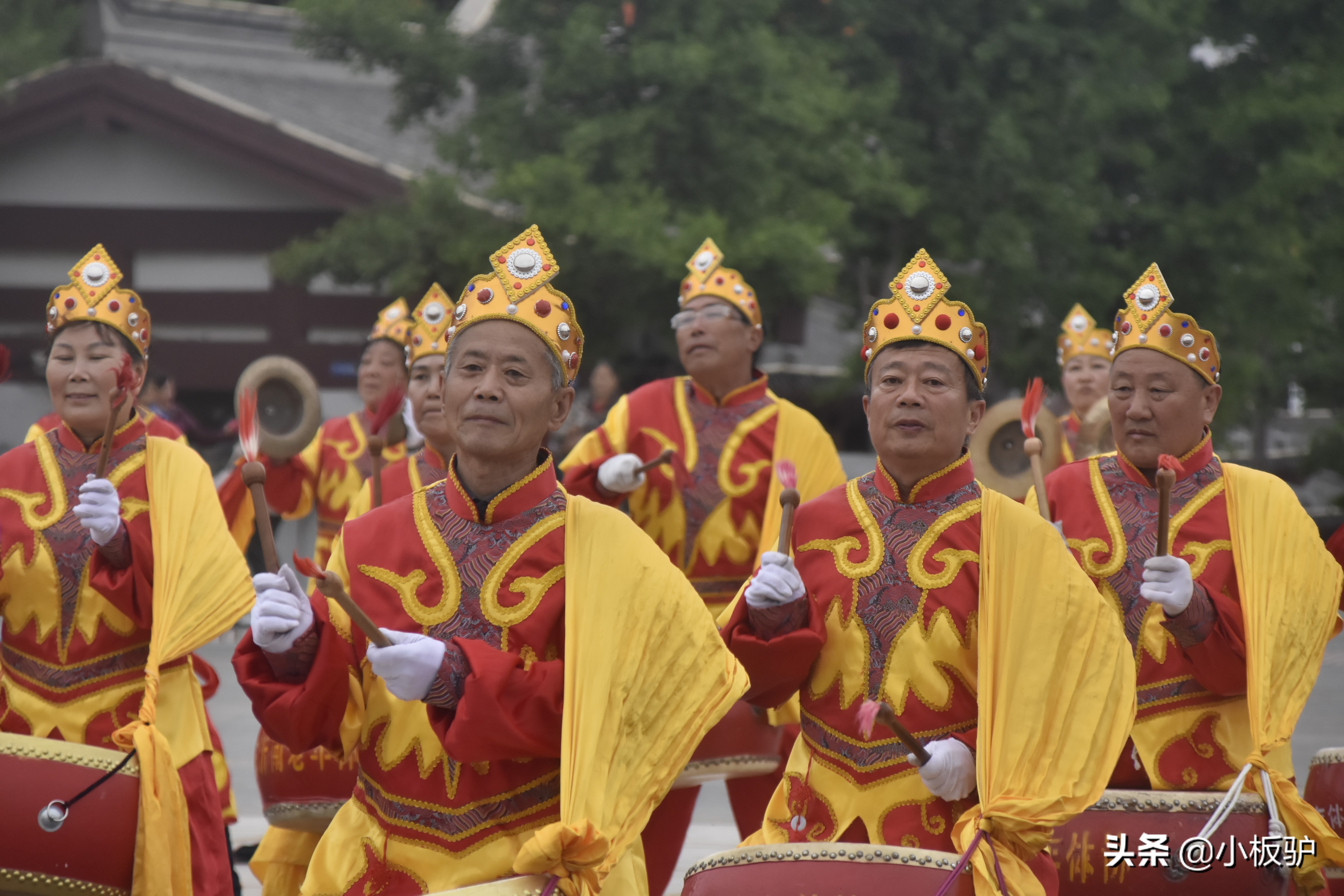 激情锣鼓表演,秧歌威风锣鼓表演完整版