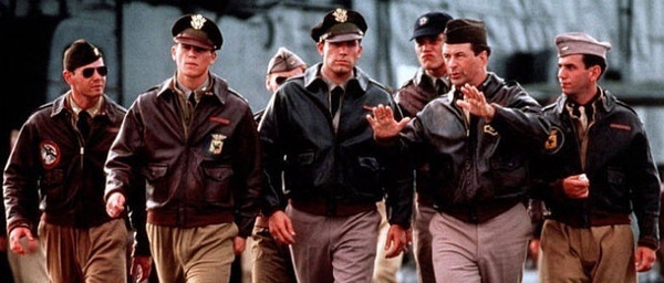 皮衣100种搭配,皮衣冬季搭配什么穿好看