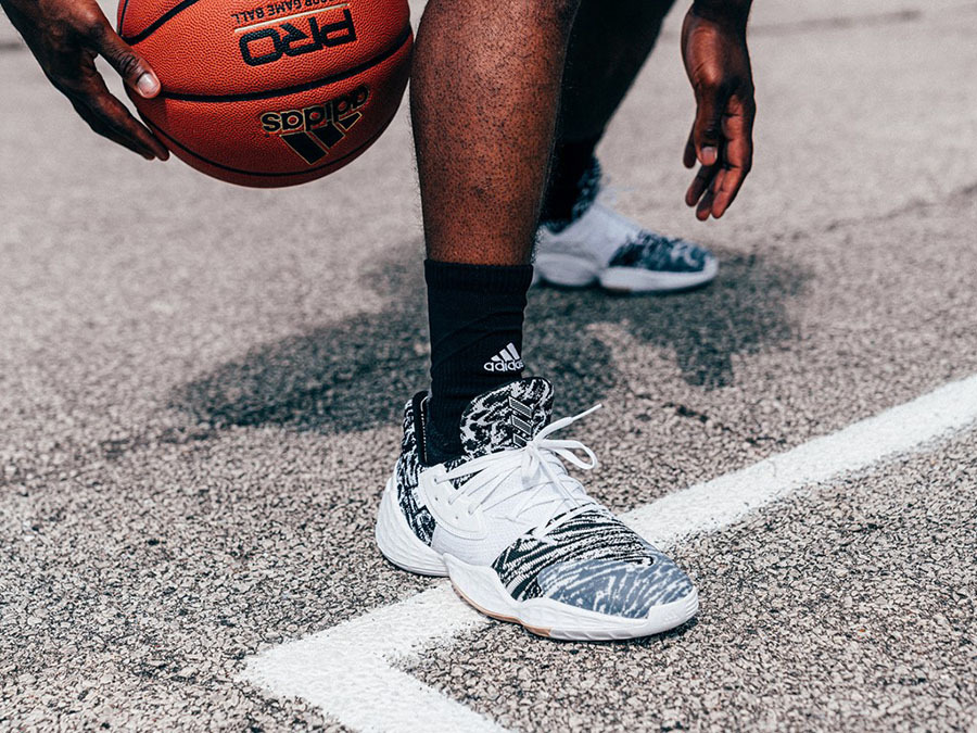 阿迪经典篮球鞋有哪些,阿迪篮球鞋偏小还是偏大