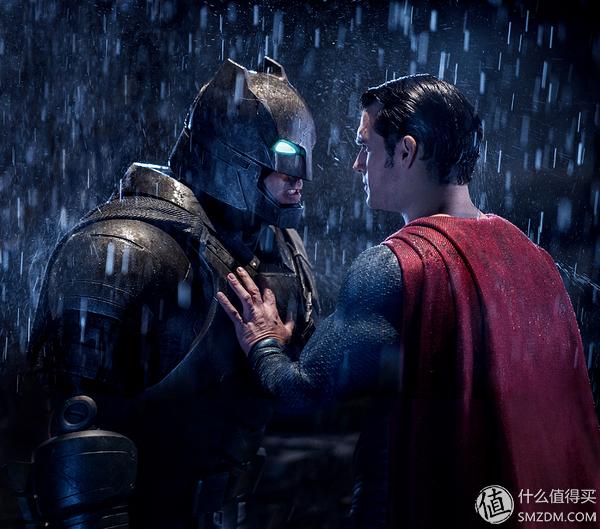 看腻了小鲜肉？《海王》凭肌肉和女神实现口碑逆袭：DC漫改指南