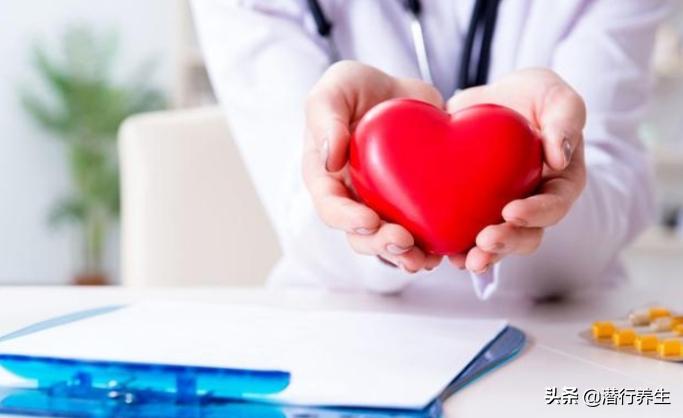 62岁男子突发脑梗52分钟紧急溶栓,一男子突发脑梗送医