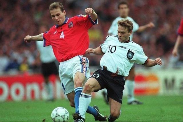 齐达内集锦解析,齐达内过人分析