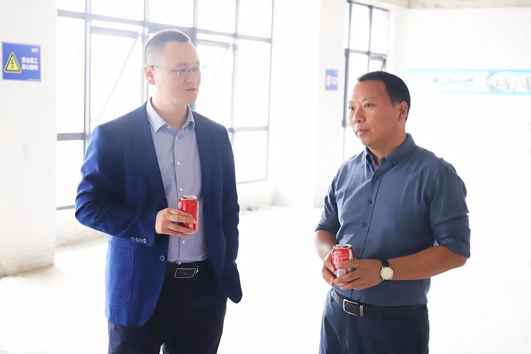 优鸿办公室装修设计,优鸿装饰设计工程有限公司