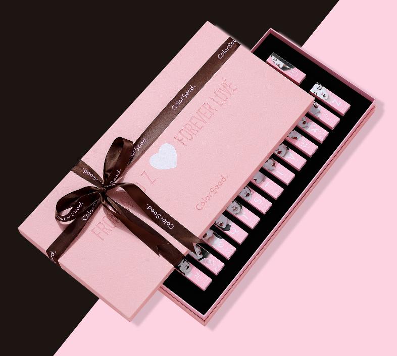 这套口红数量也是破纪录了，26支不重复，相互叠涂可出*0色8**号，服