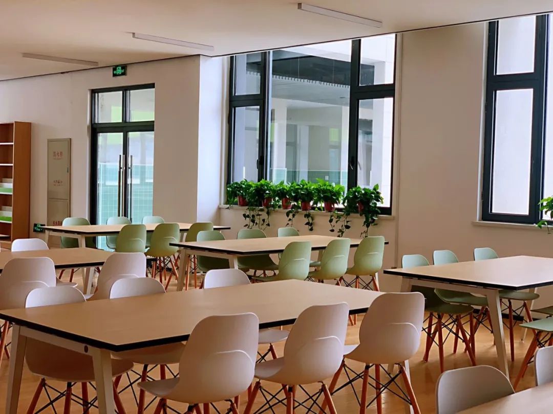 南京外国语仙林分校华侨城小学,南京仙林分校华侨城小学怎么样