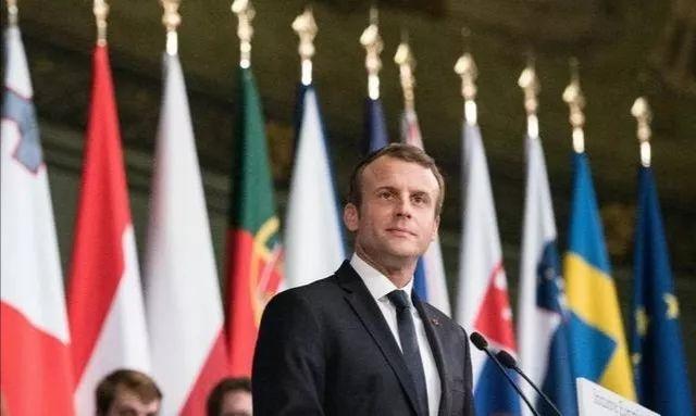 足球运动的发展史和重大事件,关于足球的历史和现状