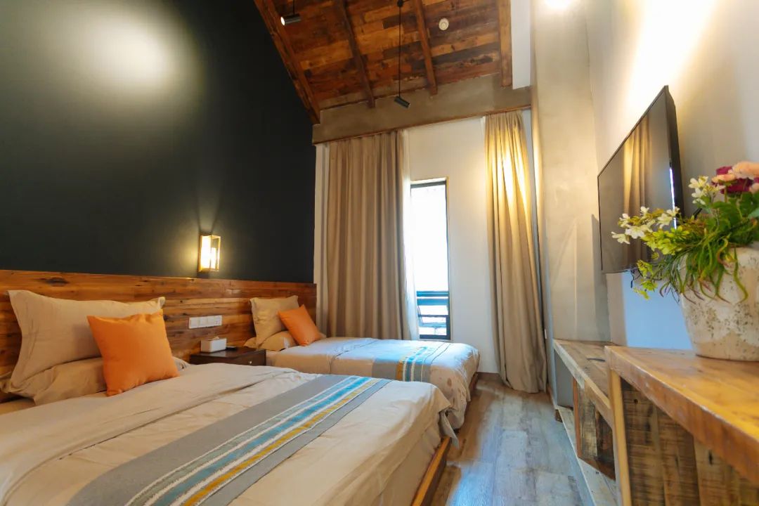 閮戝寳鍙ら晣灏忛櫌,閮戝寳涓紡灏忛櫌