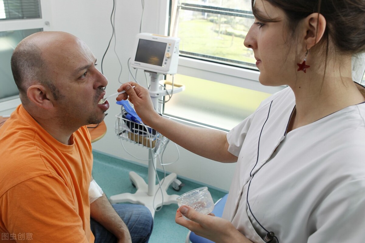 鸡蛋过敏吃鸡蛋会怎么样,15岁对鸡蛋过敏正常吗