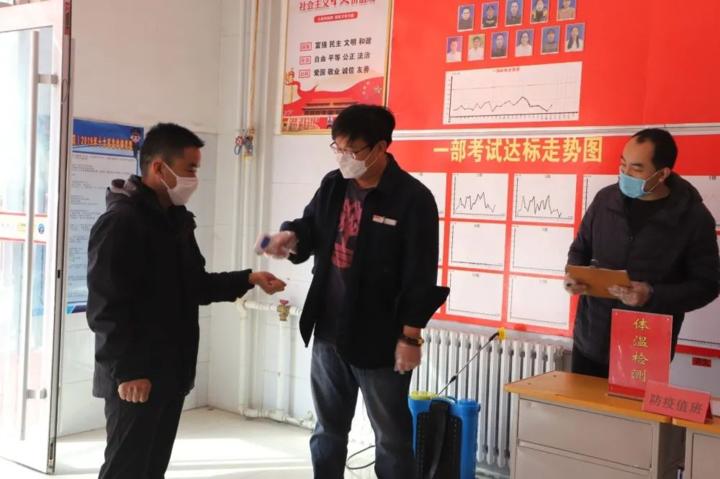 聊城疫情防控最新消息开学,新余二中开展疫情防控应急演练图