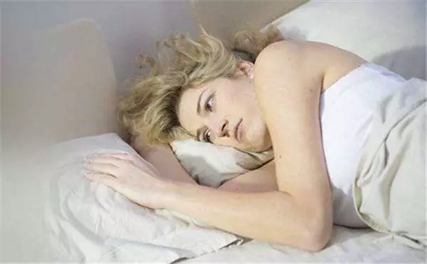 剖腹产需要准备几包产妇护理垫啊,剖腹产和顺产护理上有什么区别