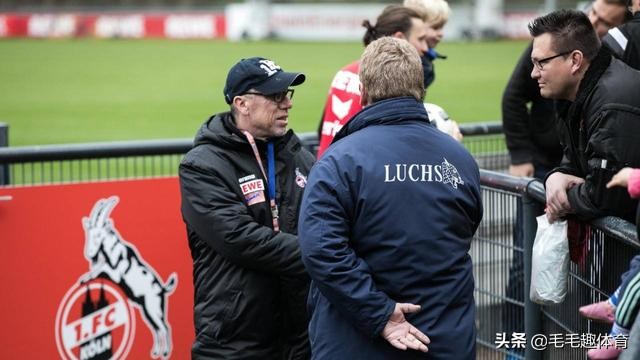 大快人心！德甲球队嘲讽中国足球，遭到国内赞助商集体*制抵**撤资