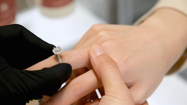 dr钻戒在哪里卖靠谱,郑州dr钻戒能当场买走吗