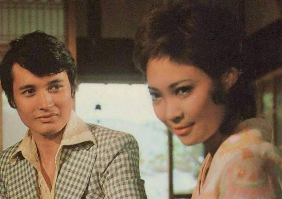 73岁影后萧芳芳：周星驰的理想爱人，与李连杰亲如母子