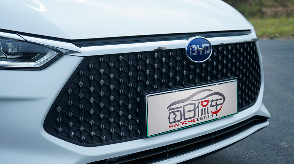 比亚迪好看电车,颜值即正义抢先体验比亚迪e2