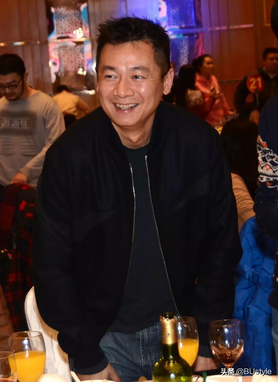 朱骏王思聪谁有钱,朱骏投资贾跃亭多少钱