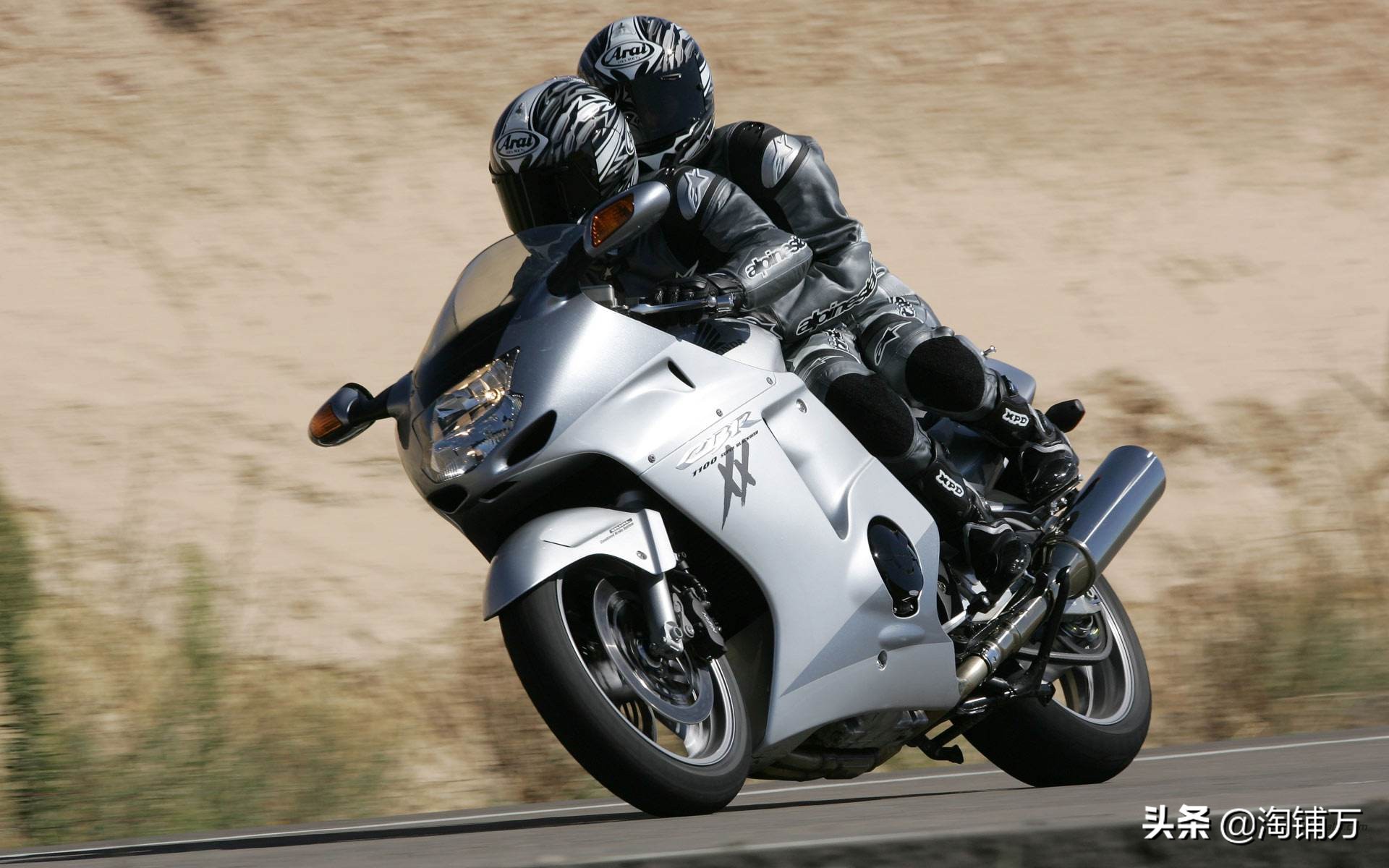 本田cbr1100黑鸟极速,黑鸟cbr1100xx模型