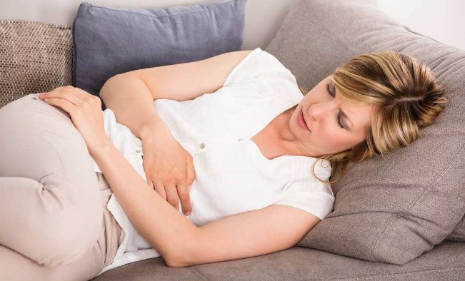 小腹总是隐隐的难受,小腹持续疼痛要警惕