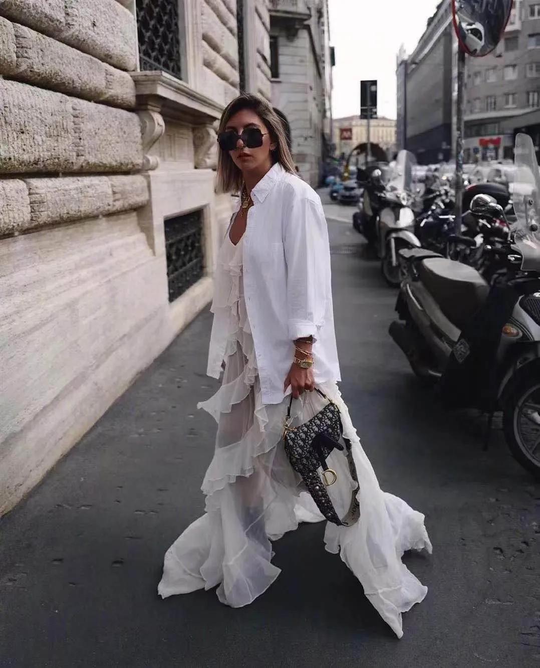 周雨彤的穿搭白衬衫,周雨彤刘雯钟楚曦