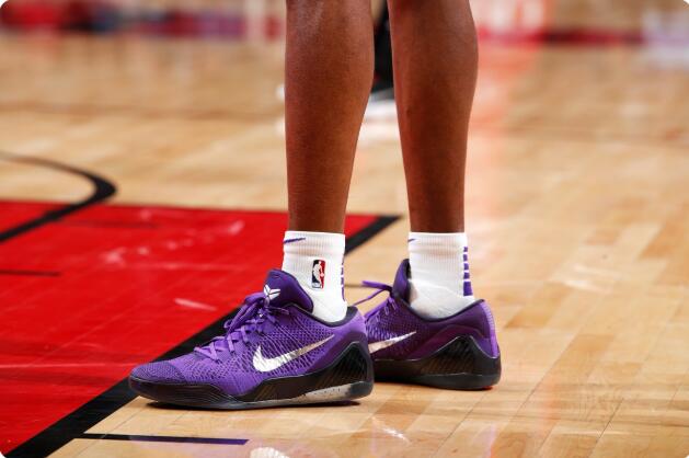 今日球场点评,今日球场球鞋推荐