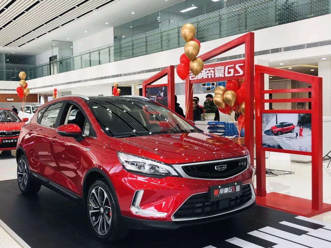 买车也能玩出“新花样”，成都人的娱乐方式在这家4S店都能get