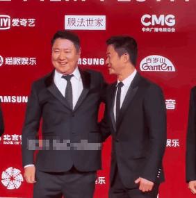 电影长津湖战役吴京主演,吴京演长津湖用的是什么枪