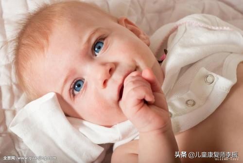 宝宝眼睛什么时候完全发育好,宝宝的眼睛怎样才正常