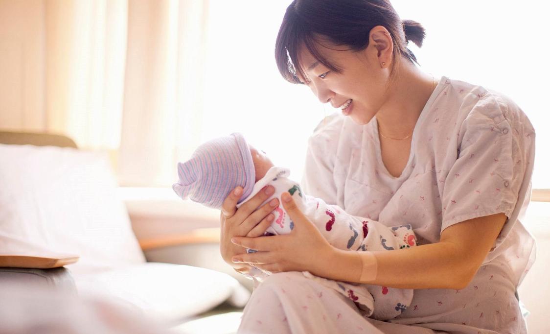 孕期看丑宝宝,刚生出的丑宝宝