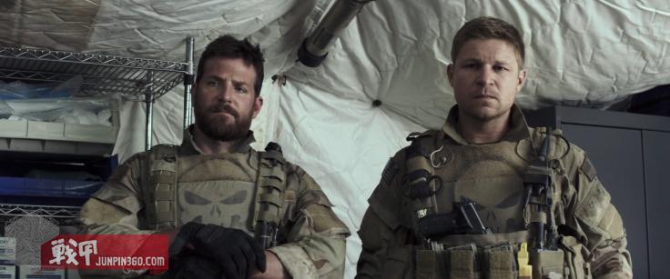 向克里斯凯尔致敬美国传奇狙击手,美国狙击手克里斯凯尔身高