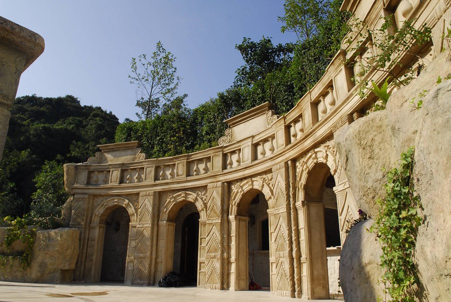 华侨城瀑布酒店房+餐+票，全部只要499！景区VIP通道免排队等你来