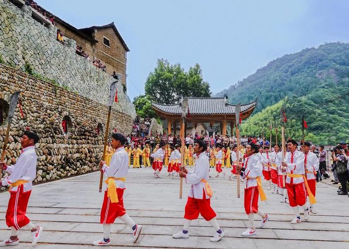 72条自驾游路线推荐,诗与远方的房车自驾游