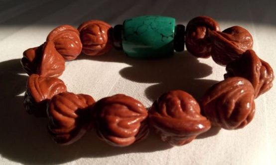 桃核辟邪神器,桃核能辟邪真实事件