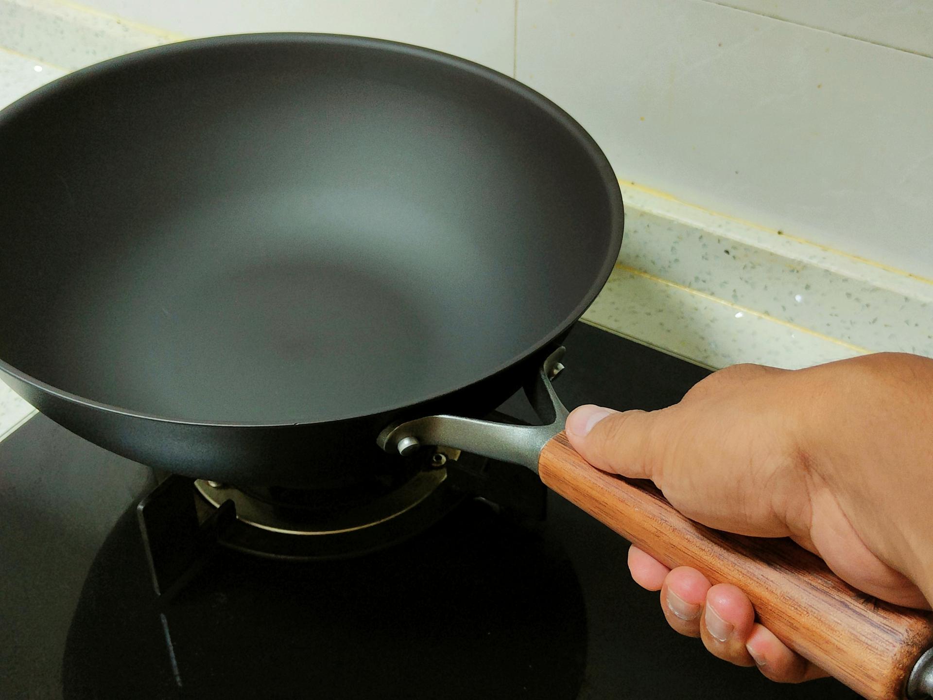 三禾窒氮轻铁锅,三禾锅具轻铁锅