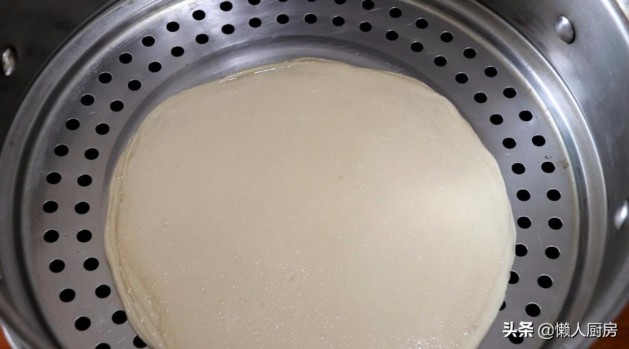 卷菜薄饼怎么做又软又筋道,薄饼面糊怎么和又软又筋道