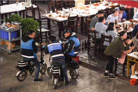 代经济替我们省了时间,然后我们干了啥?