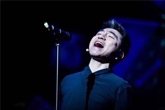 吴彤唱好春光众人反应,吴彤重录好春光