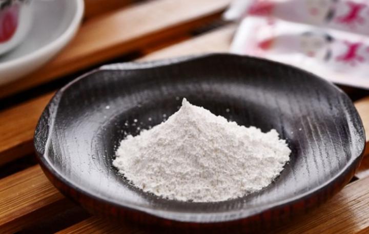 狗嘴有味有白沫是怎么回事,给狗洗澡后为何有腥味