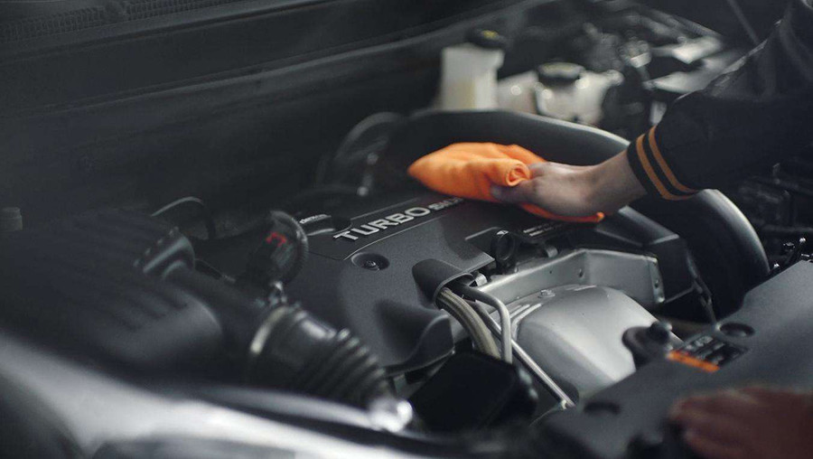 车被烟花炸坏怎么报保险,车辆被鞭炮点着车损险赔么